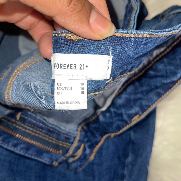 Plus Size High-Rise Skinny Jeans 👖 - Picture 9 of 13